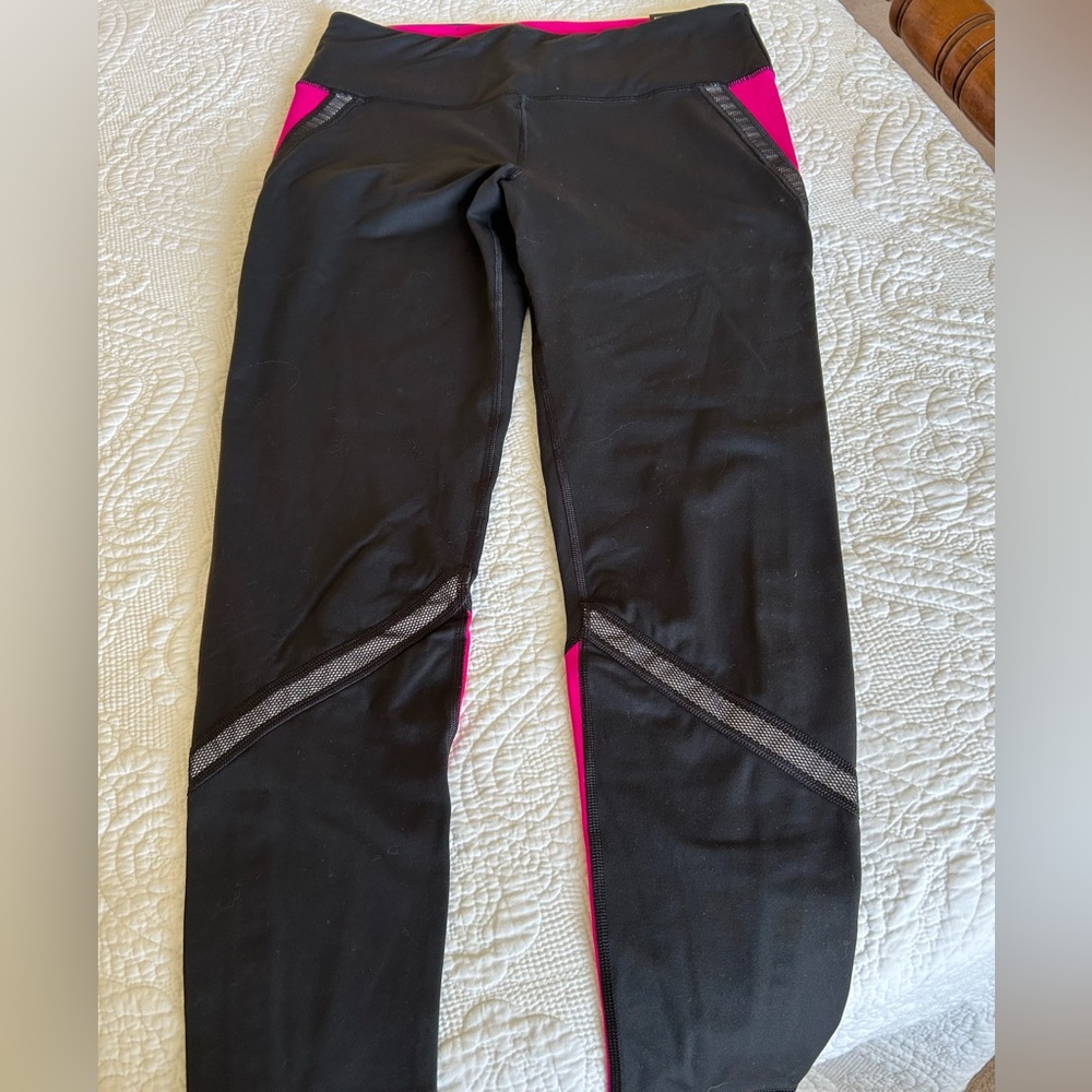 Victoria's Secret Black and Pink Sport Leggings